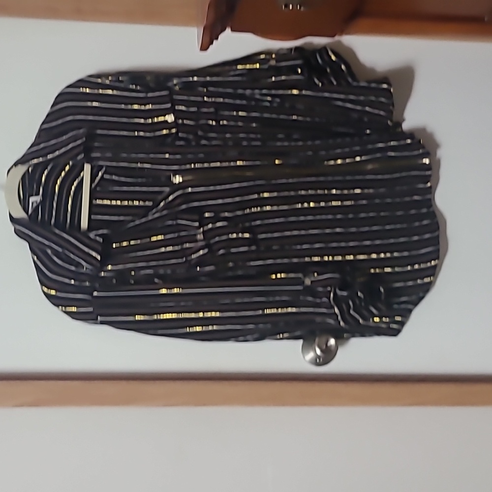 AnneKlein black/gold striped blouse